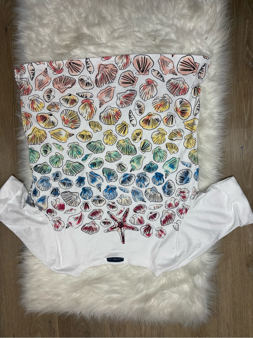 Scott White Short-Sleeve Tee with Multicolor Seashells - Picture 2 of 5
